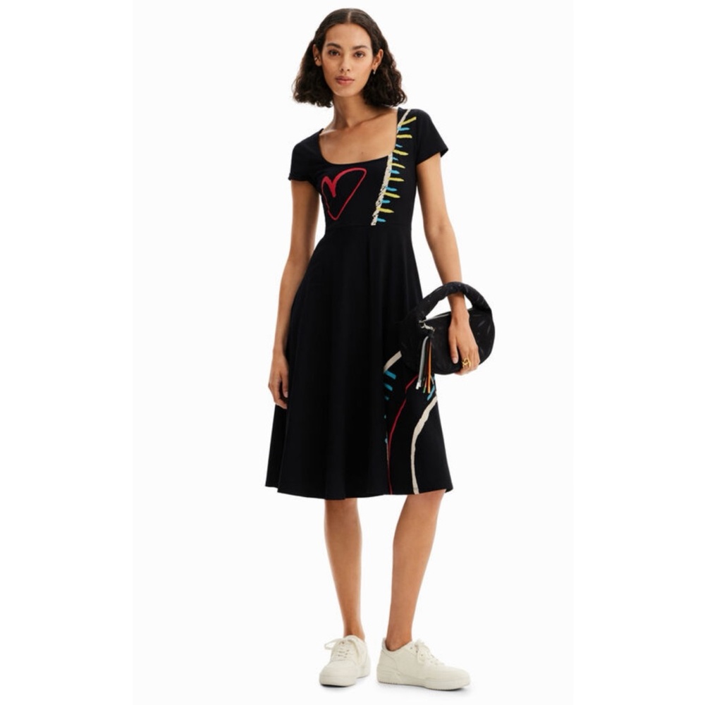 Desigual Arty A-line Short Sleeves Square Neck Black Dress Size S Heart Artsy
